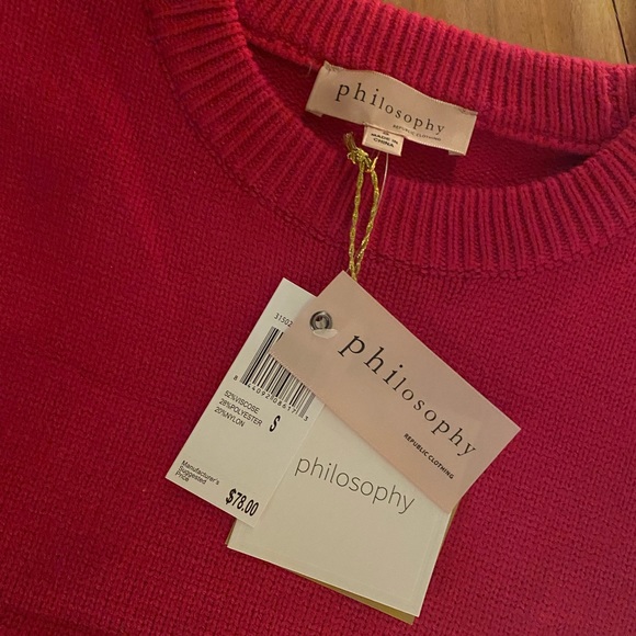 Long Sleeved Pullover Sweater 